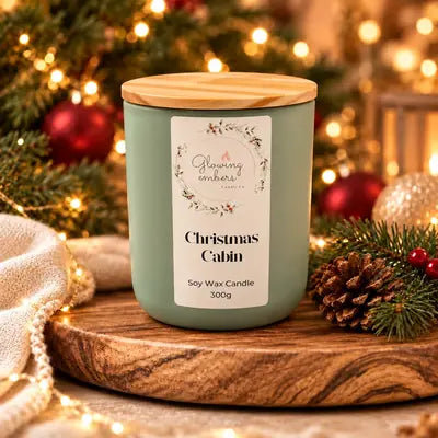 Typical Sunday Christmas Cabin 300g Christmas candle